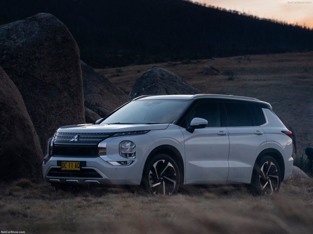 Mitsubishi-Outlander_AU-Version-2022-1600-06